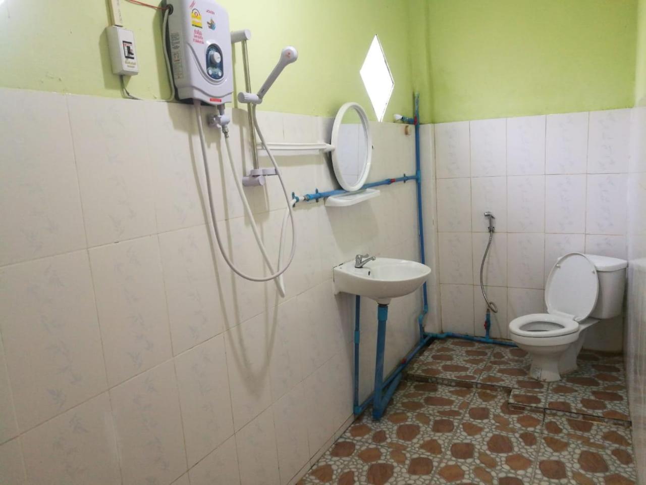 Arthith Guesthouse Nongkhiaw Екстериор снимка