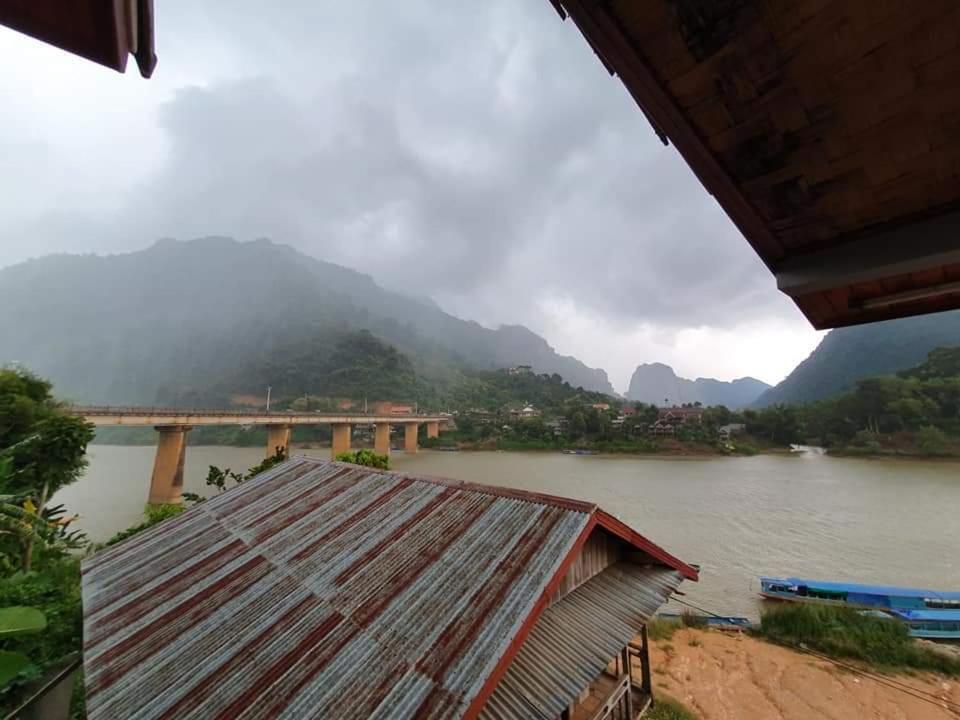 Arthith Guesthouse Nongkhiaw Екстериор снимка